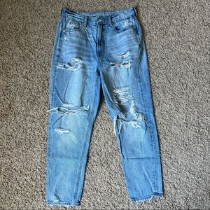 american eagle ripped mom jean